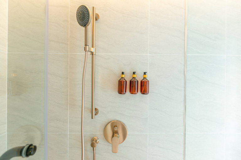 Bathroom 28