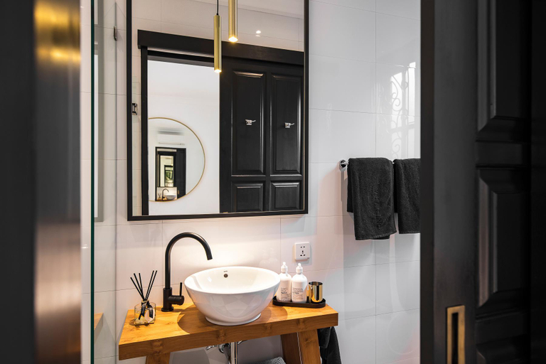 Bathroom 4, Villa Chino, Badung