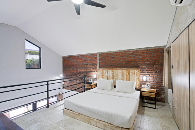 Bedroom 2, Ambara Residence U6 Loft by  Betterplace, Badung