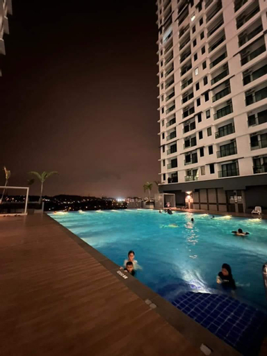Sport & Beauty 3, CasaNeesa HOMESTAY @VISTA BANGI UKM netflix , Hulu Langat