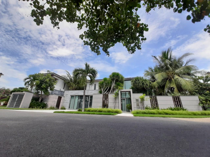 Exterior & Views 1, PT- Luxury Ocean Villas - 5 Bedrooms (A-1), Da Nang