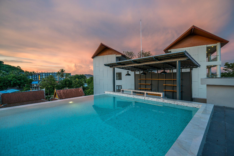 Sport & Beauty 5, Palmyrah Condo B210 - 700m to beach, rooftop pool, Pulau Phuket