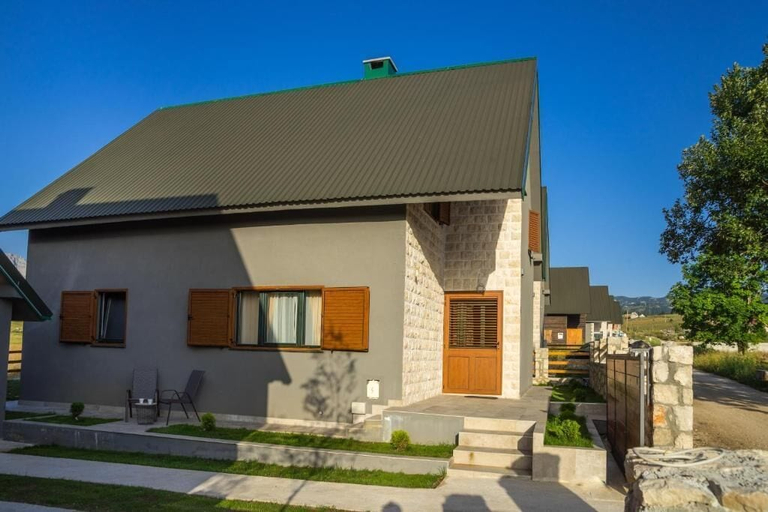 Exterior & Views 2, Villa Lusso
