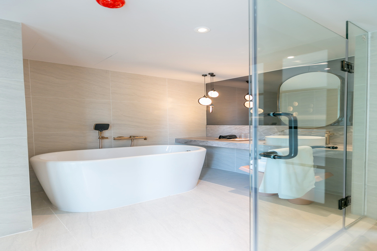 Bathroom 29
