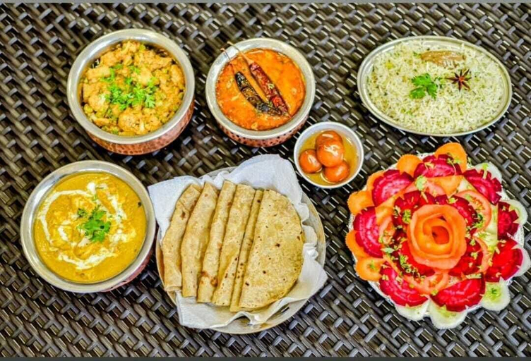 Food & Drinks 5, Hotel Strawberry Inn, Satara