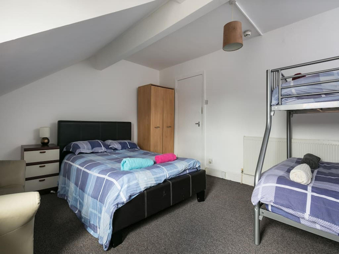 Bedroom 3, Short Term Shared R&R In Chorlton , Trafford