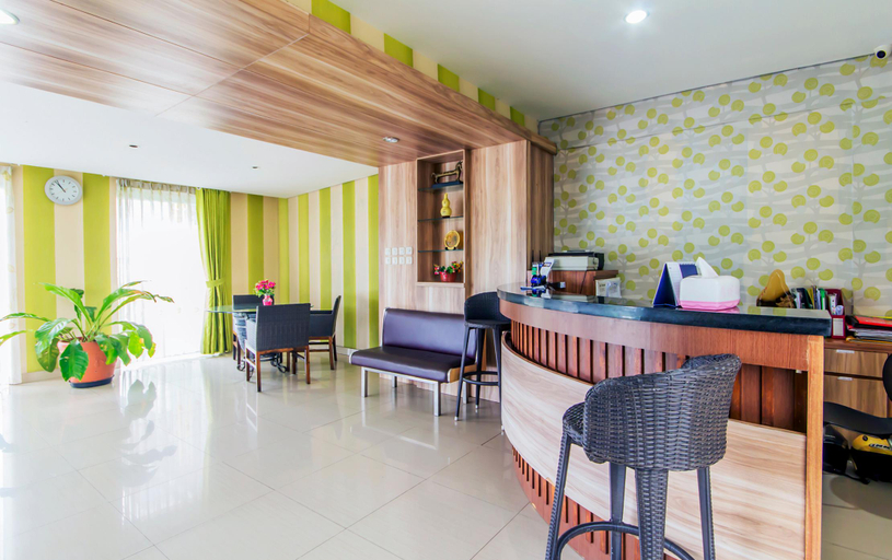 Food & Drinks, Villa Diamond, Bandung