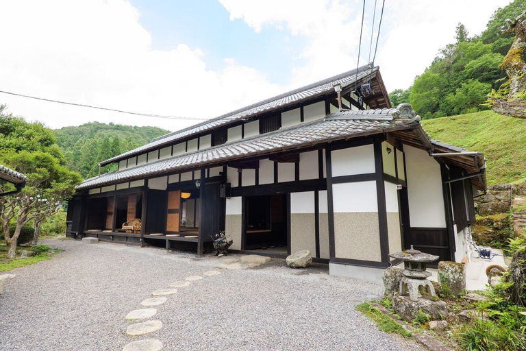 Century old NINJA mansion!  Rent whole house!, Toyota