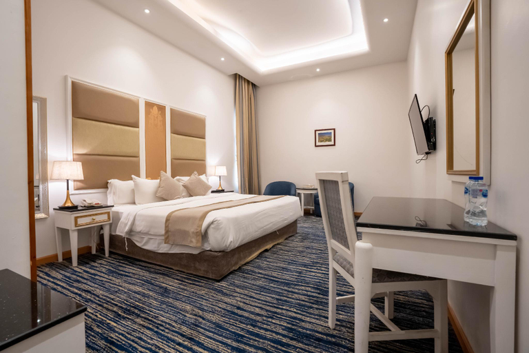 Bedroom 3, Platinum Alkhamseen Serviced Apartments, Taif