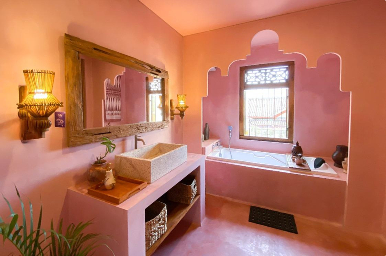 Bathroom 4