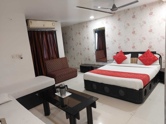 Bedroom 4, Hotel Galaxy, Indore