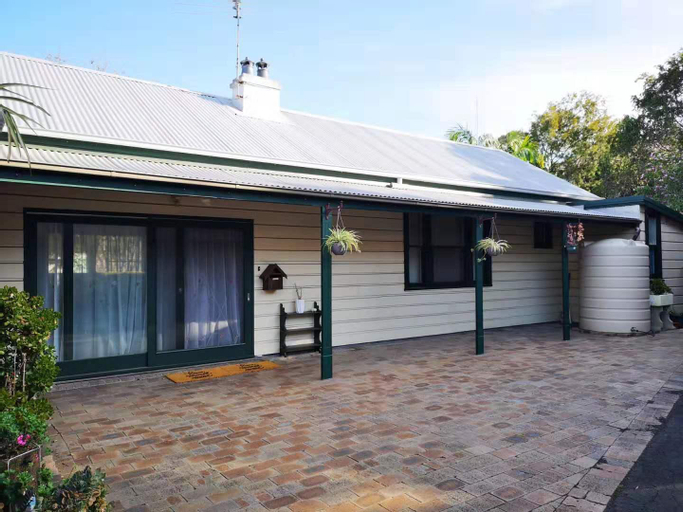 Exterior & Views 1, GH1886, Sydney