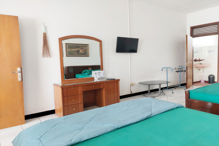 Bedroom 12