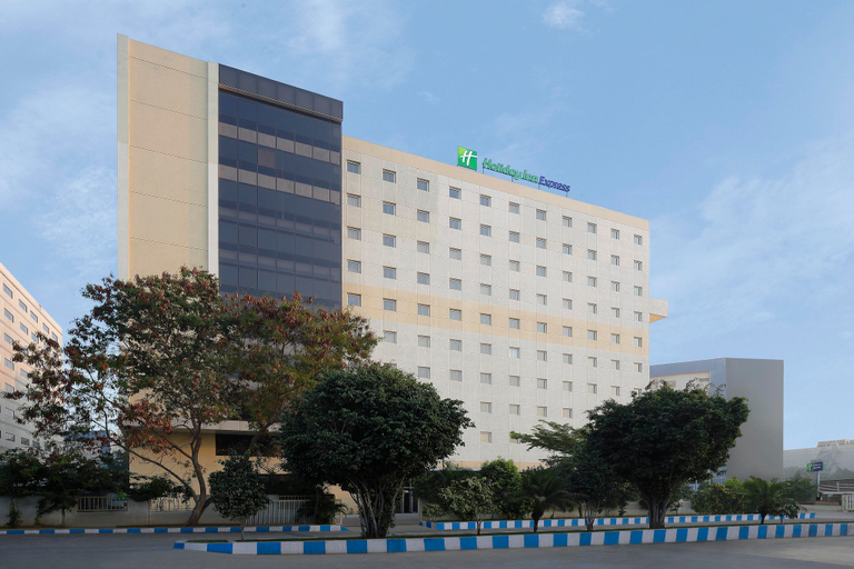 Exterior & Views 2, Holiday Inn Express HYDERABAD HITEC CITY by IHG, Hyderabad