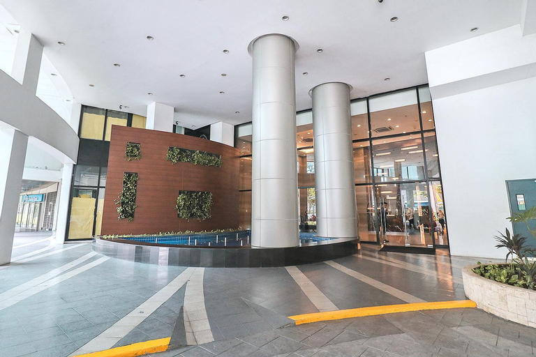 Stylish BGC Studio w/ Netflix & WiFi (Icon Plaza), Makati City