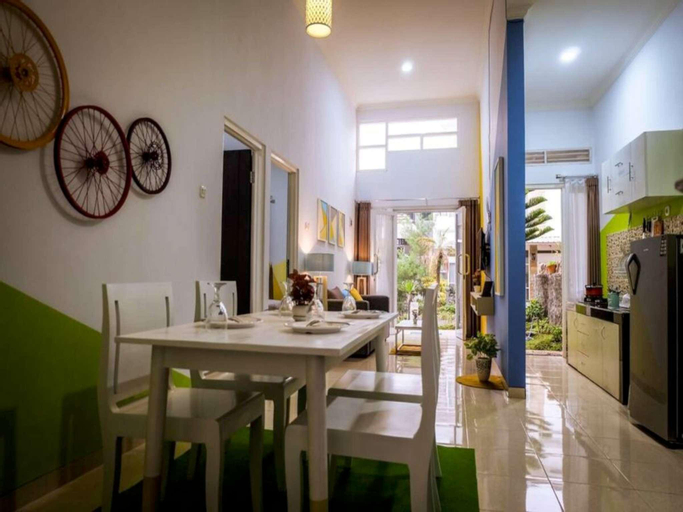 Dining Room 15