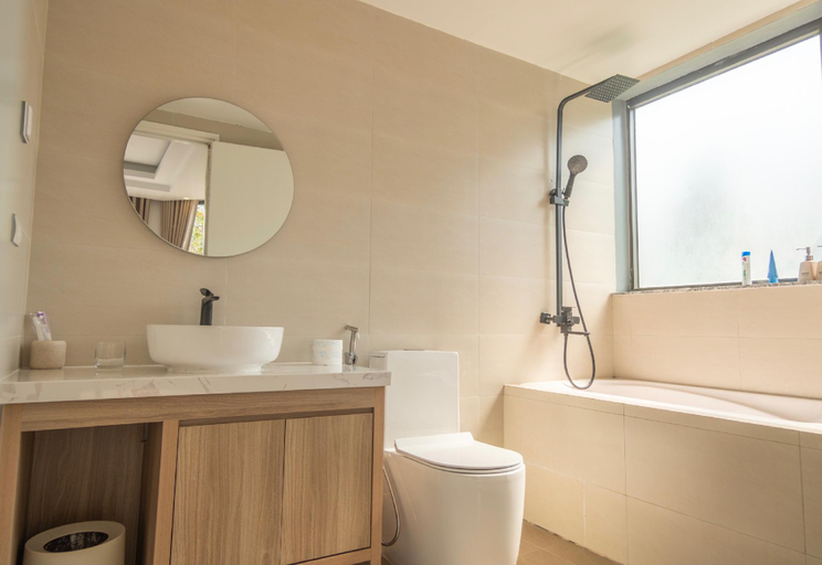 Bathroom 4, Haradise Suite Villa & Homestay Ha Long, Hạ Long