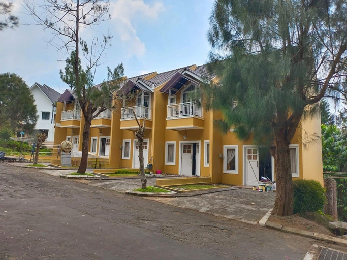 Exterior & Views 1, Villa Kota Bunga DD5-39.01 - 1BR by Zahra Al-Jazeerah, Cianjur