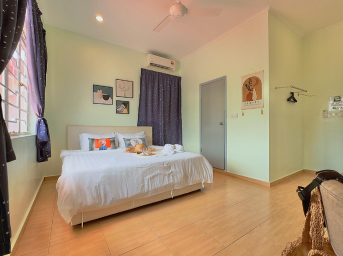 Bedroom 2, WALAI N3 |Landed house near IMAGO KK| CarGarage, Kota Kinabalu