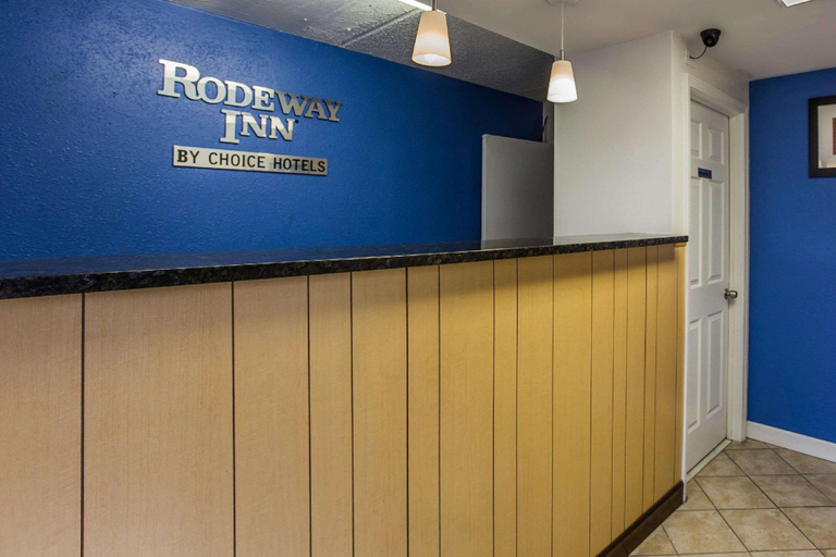 Public Area, Rodeway Inn Charlotte, Mecklenburg