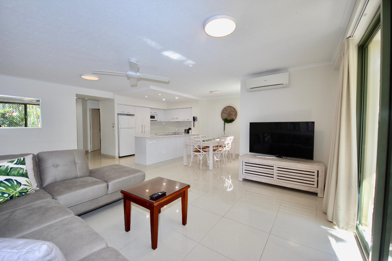 Others 3, Premium Poolside Villa, Diamond Beach 39, Gold Coast