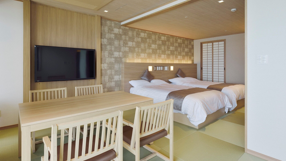 Bedroom 3, Kamogawa Grand Hotel, Kamogawa
