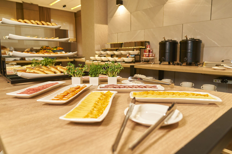 Food & Drinks 5, City Stay, Bishkek