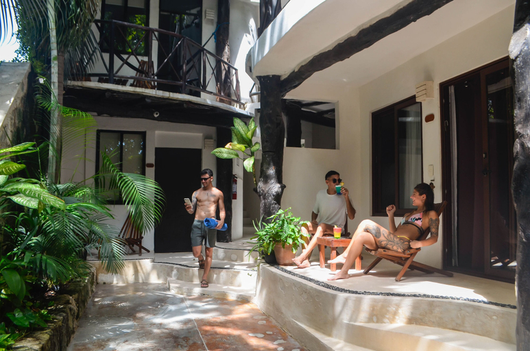 Exterior & Views 2, Siesta Fiesta Hotel, Cozumel