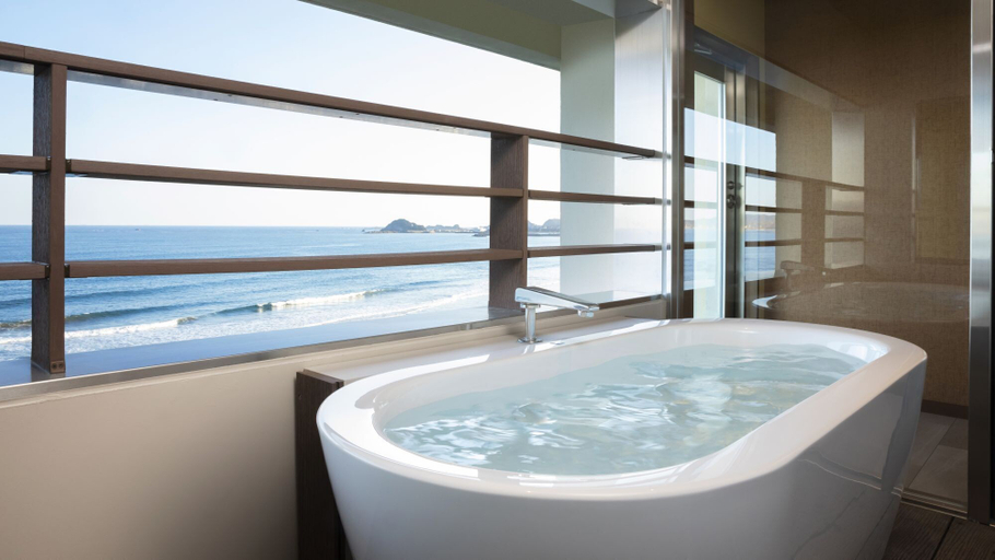Bathroom 4, Kamogawa Grand Hotel, Kamogawa