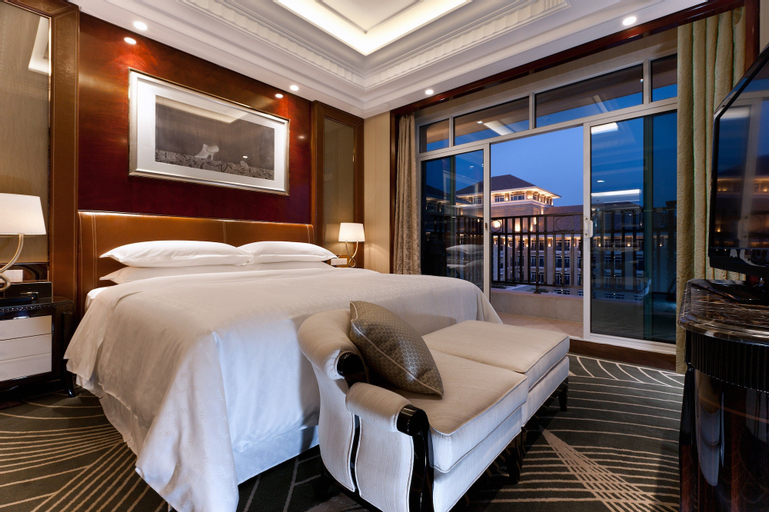 Bedroom 3, Sheraton Changzhou Wujin Hotel , Changzhou