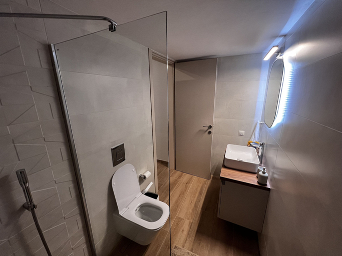 Bathroom 5, Elia luxury residence, Central Greece
