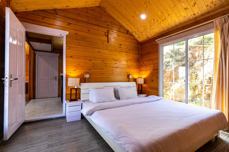 Bedroom 2, Sara's Chalet Three by VEO - Part of StayVista, Nainital