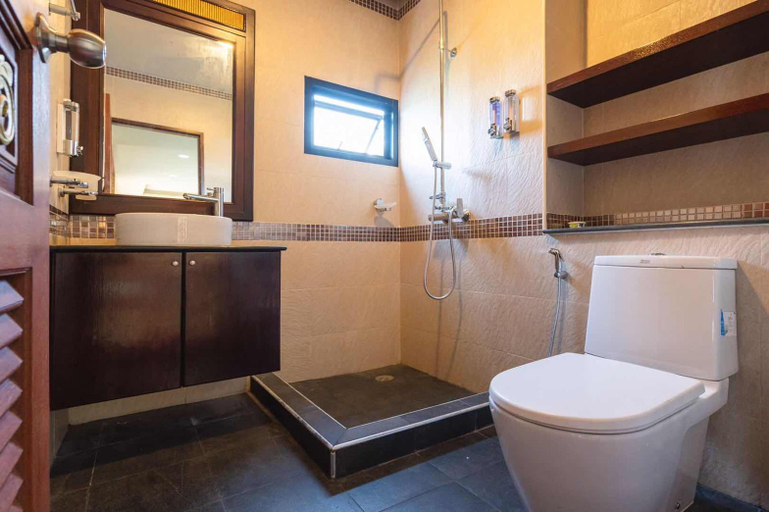 Bathroom 4, Phuket Seaview 6-Bedroom Pool Villa By Angel Villa, Pulau Phuket
