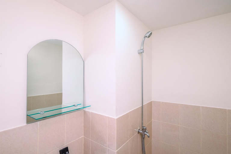 Bathroom 5, Warm and Simply Look 2BR at Podomoro Golf View Apartment By Travelio, Bogor