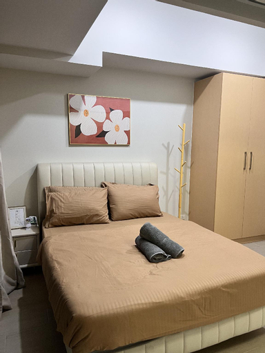 Uptown Parksuites BGC 1BR Suite w/ Balcony , Makati City
