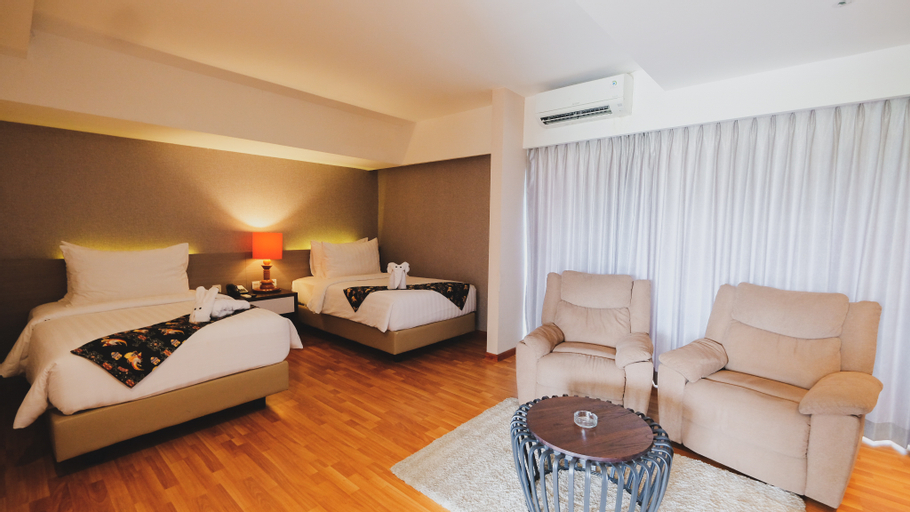 Hotel Suni Sentani Managed by East Season - Tap to explore photos