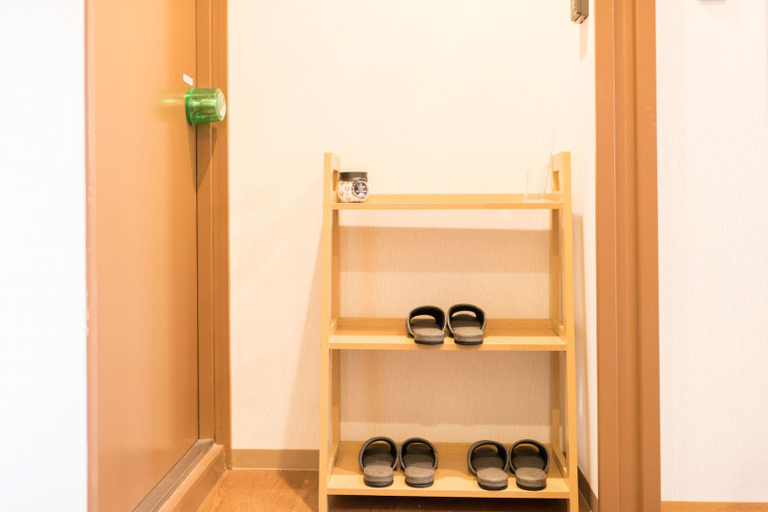 Others 3, Tennoji Apartments, Osaka