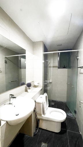 Bathroom 3, IMAGO MALL-2 Bedrooms (8+1 PAX)(FREE PARKING) (DF), Kota Kinabalu