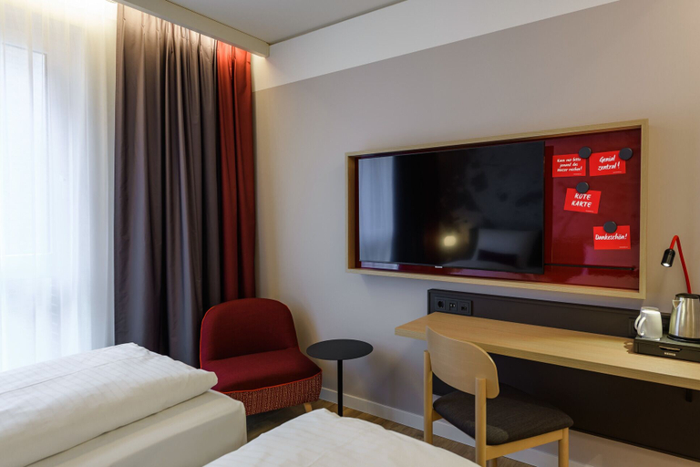 Bedroom 3, IntercityHotel Herford, Herford