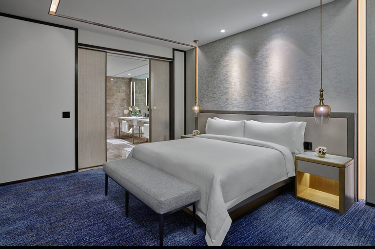 Bedroom 14