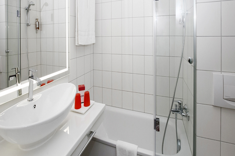Bedroom 3, DORMERO Hotel Zurich Airport, Bülach