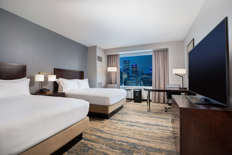 Bedroom 3, Hilton Houston-Americas, Houston