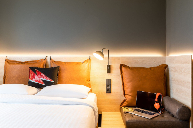 Bedroom 4, Moxy Berlin Airport, Dahme-Spreewald