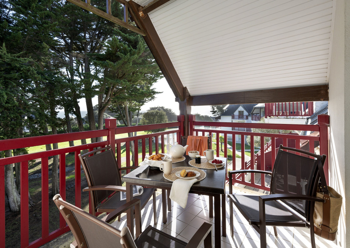 Food & Drinks, Pierre & Vacances Premium Le Domaine de Cramphore, Loire-Atlantique