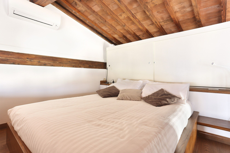 Bedroom 3, Maggio View, Florence