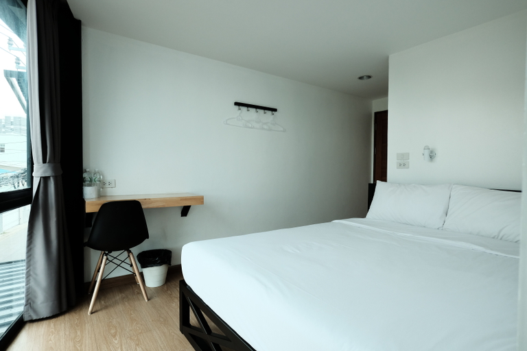Bedroom 4, Wayha Hostel, Lak Si