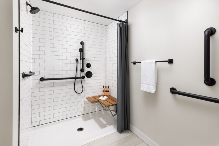 Bathroom 5, The Pell - Part of JdV by Hyatt, Newport