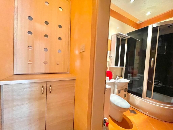 Bathroom 2, Family Two Bedroom Apartment Dubovica
