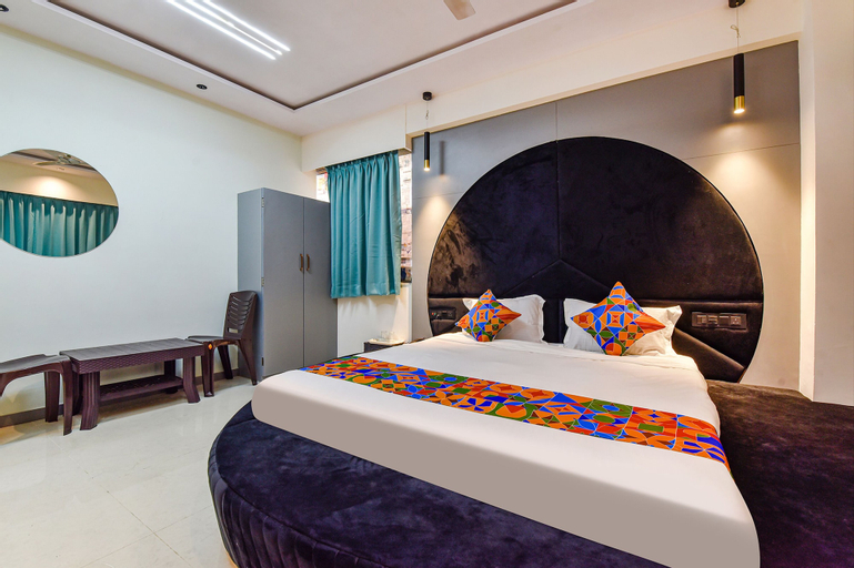 Bedroom 3, Fabhotel Sky Palace, Surat