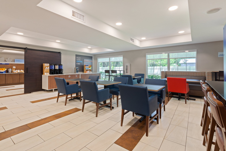 Food & Drinks 3, Holiday Inn Express JACKSONVILLE EAST by IHG, Duval